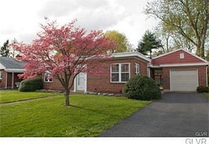 1st image of 1242 Birchwood Dr
