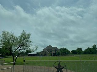 690 Pioneer Rd, Rhome, TX 76078