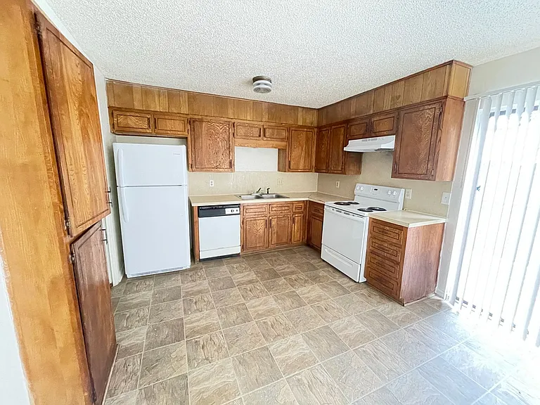 4408 Lake Rd — Photo 5