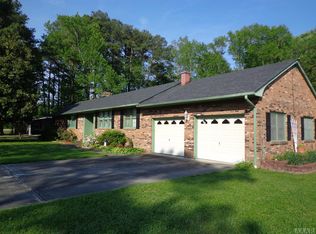 1107 Horseshoe Rd, Elizabeth City, NC 27909