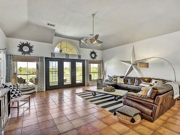4th image of 117 Ironway Dr