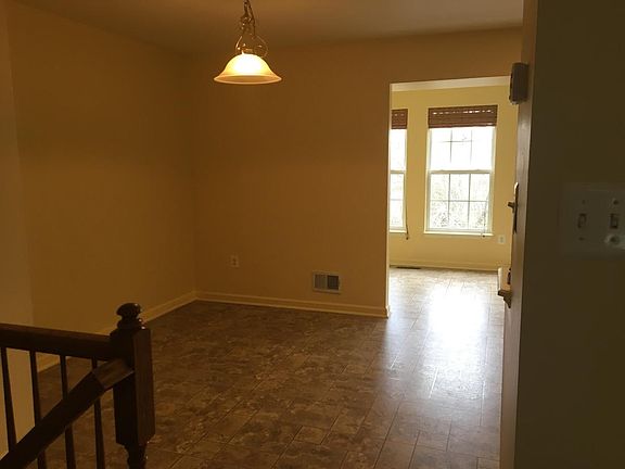Dining area off kitchen
