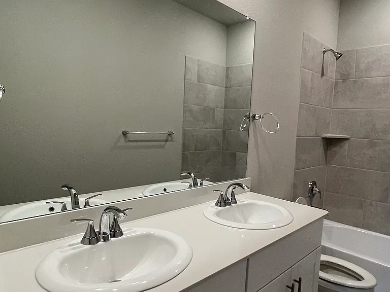 1407 Winters Way — Photo 7