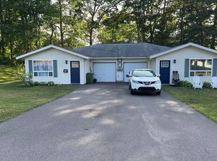 37 Peter St, Kings, NS B4N3L7