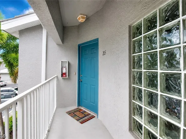 12081 Summergate Cir APT 203, Fort Myers, FL 33913