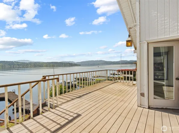 1308 W Lake Sammamish Parkway NE, Bellevue, WA 98008