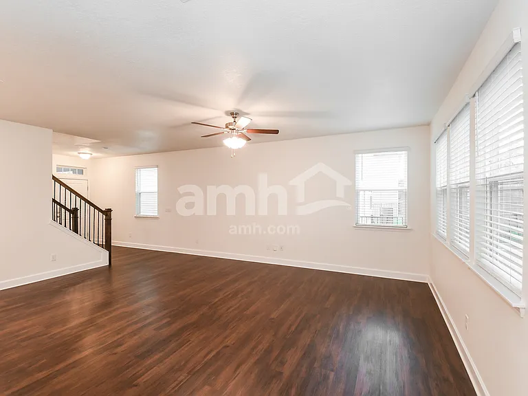 8559 Highfield Ave — Photo 11