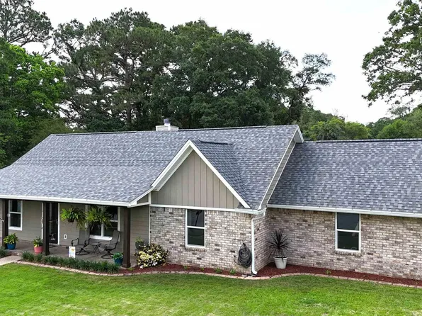 577 Bobwhite Ct, Pensacola, FL 32514