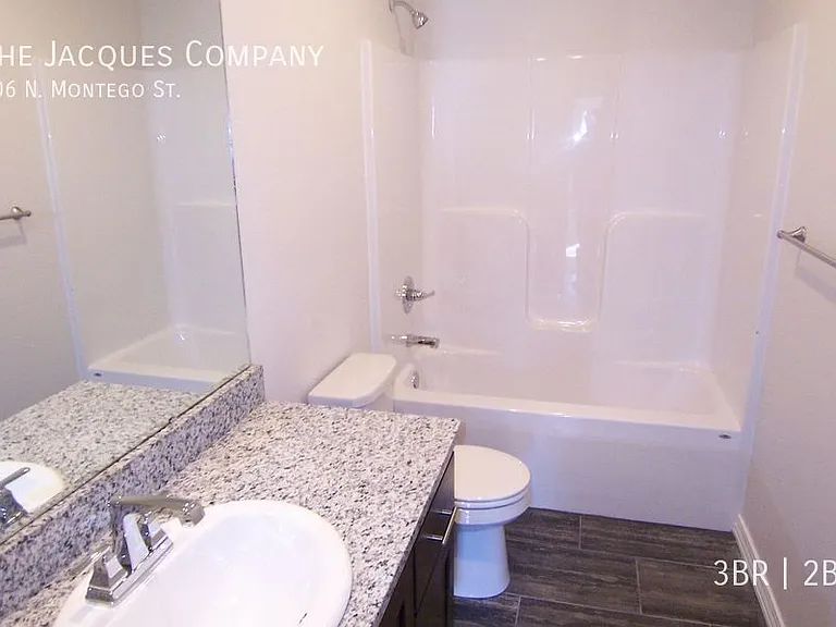 706 N Montego St — Photo 5