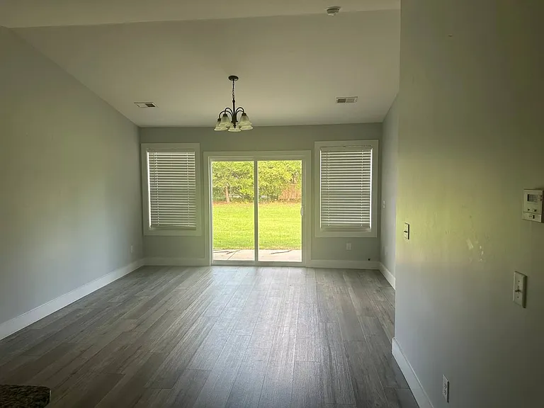 1334 Turpin Rd #1 — Photo 3