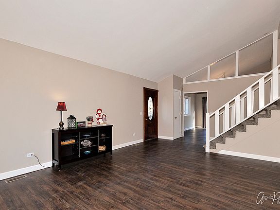 3rd image of 36163 N Mary Ct