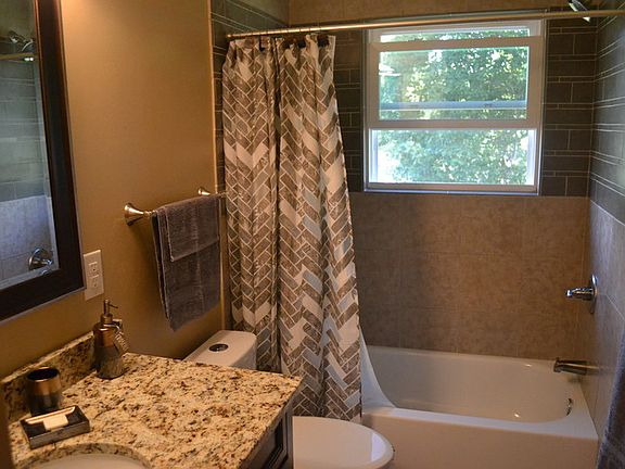 4th image of 7710 W Village Ln