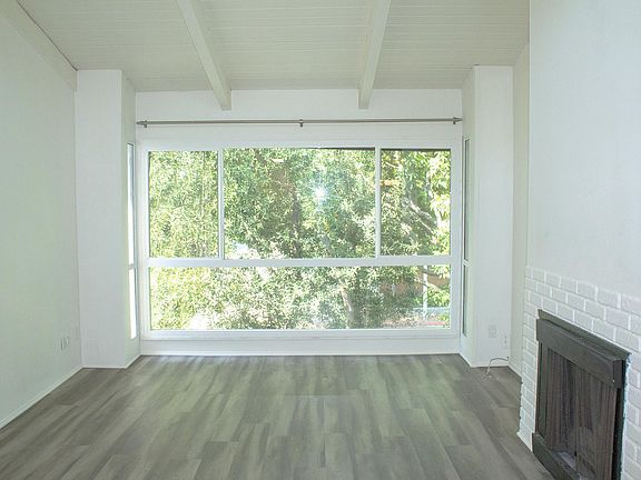 2nd image of 4900 Overland Ave Unit 309