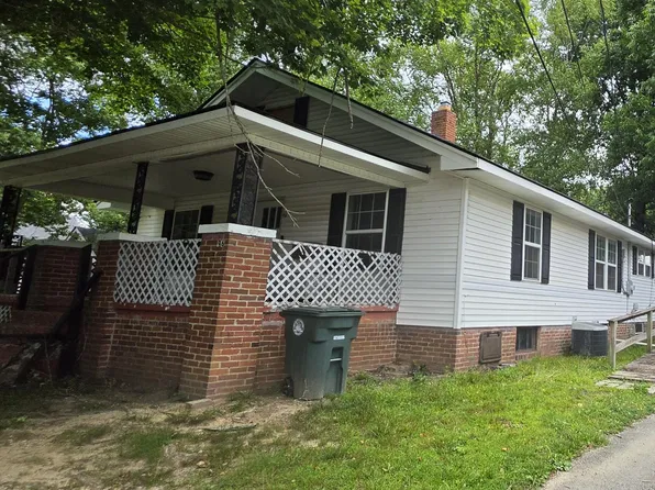 96 N 10th St, Williamsburg, KY 40769