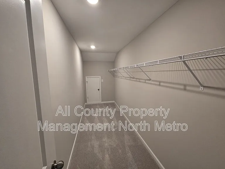 490 Tall Pines Ter — Photo 24