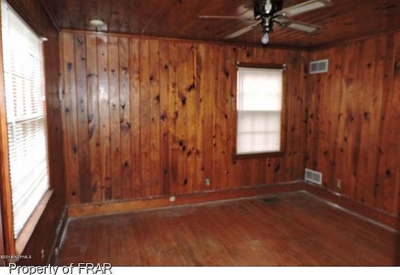 5th image of 1104 Willis Ave