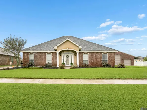 712 N Pine St, Gramercy, LA 70052