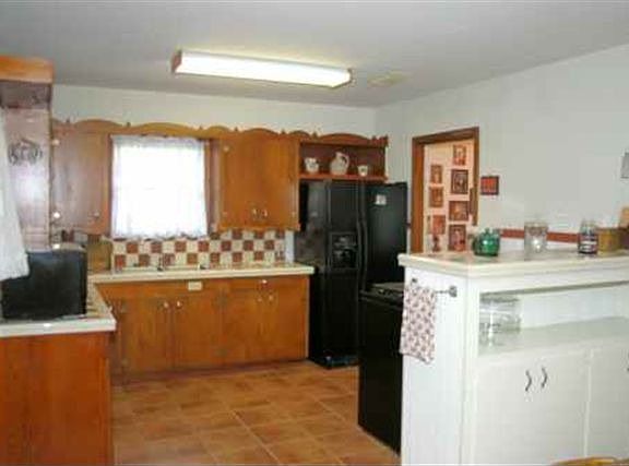 5th image of 11 Childers Dr