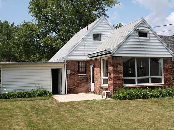 2nd image of 9 Vernon Dr