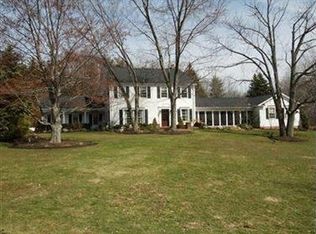 7803 Brigham Rd, Gates Mills, OH 44040