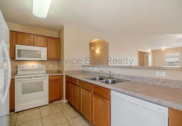 23985 W Pecan Rd — Photo 6