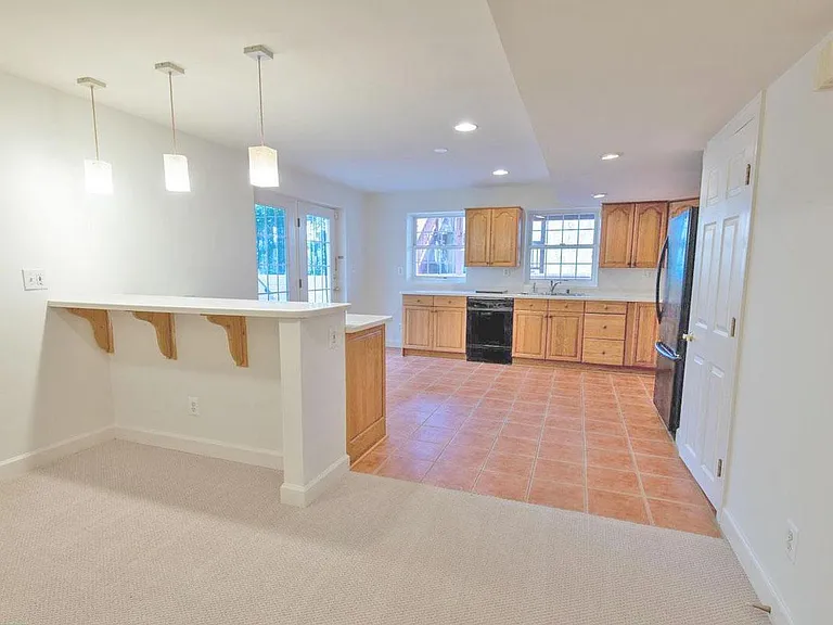12982 Highland Oaks Ct — Photo 8