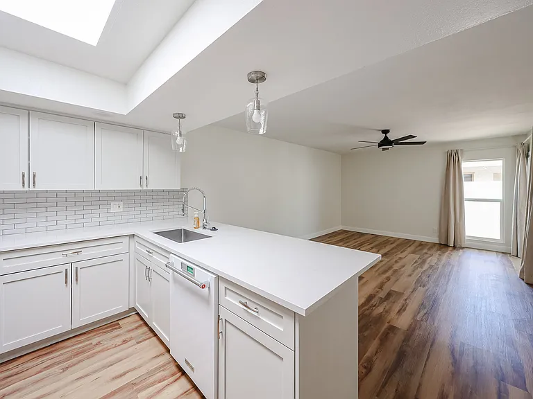 238 W Maya Dr — Photo 16