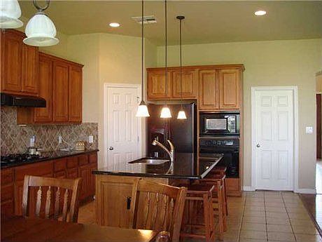 4th image of 1002 Wood Mesa Dr