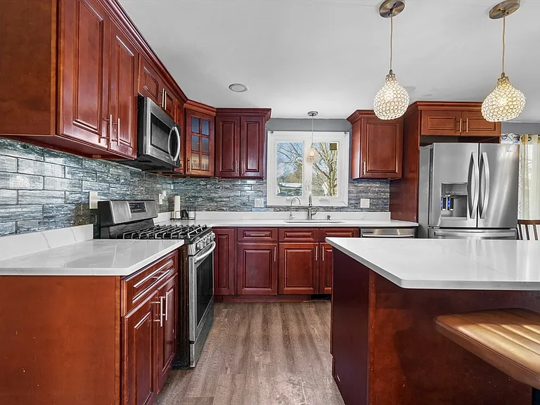 223 Warren St #223 — Photo 10