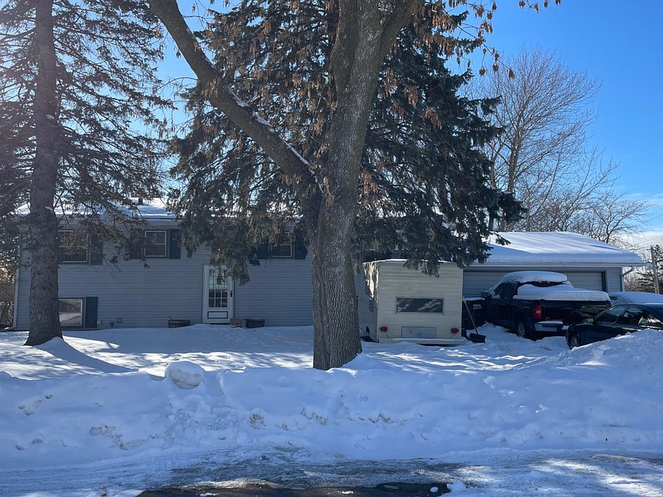 1st image of 8056 Hynes Ave S
