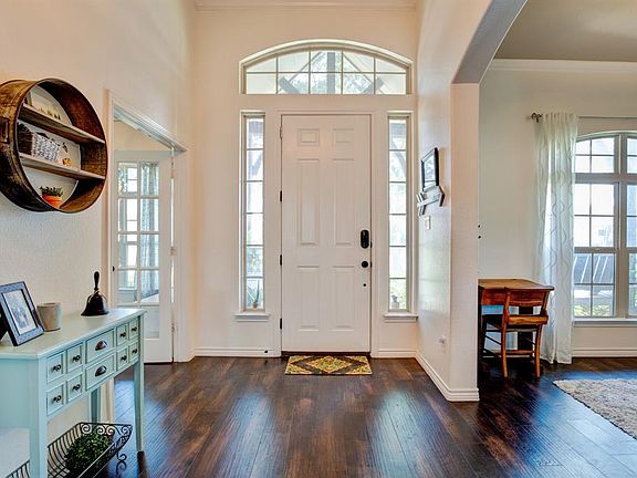 5th image of 4012 Glenwood Dr