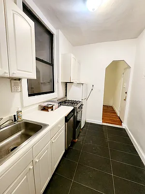 Rented by Oxford Property Group | media 15