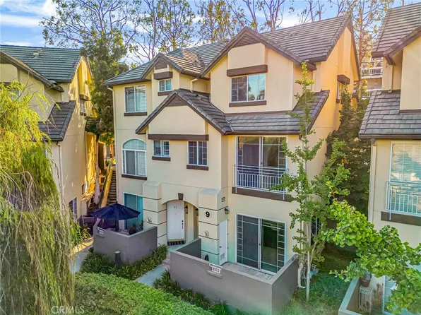 4600 Don Lorenzo Dr APT 20, Los Angeles, CA 90008