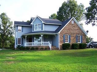 1202 Shadescrest Rd, Anniston, AL 36206