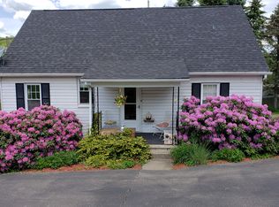 290 W Allegheny Rd, Imperial, PA 15126