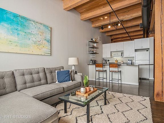 5th image of 728 W Jackson Blvd #D84