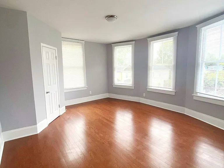 424 E 32nd St #424 — Photo 10