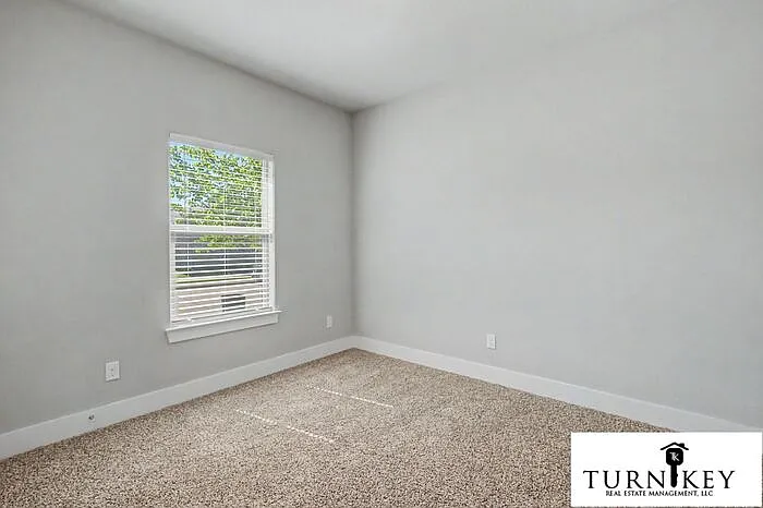 213 S Stewart St #A — Photo 13