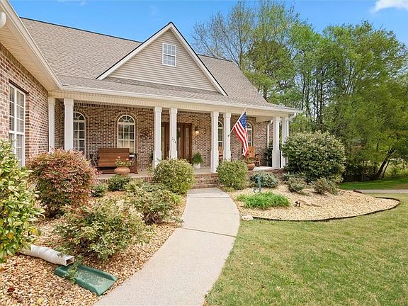 5th image of 134 Watson Dr