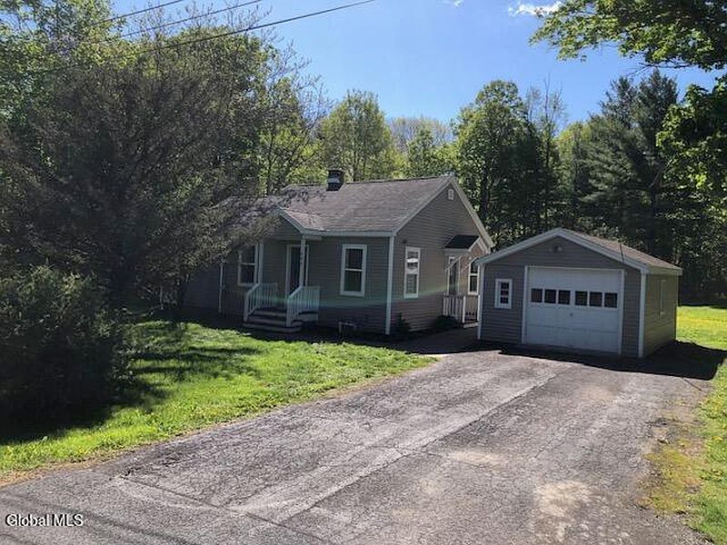 3rd image of 405 Bozenkill Road