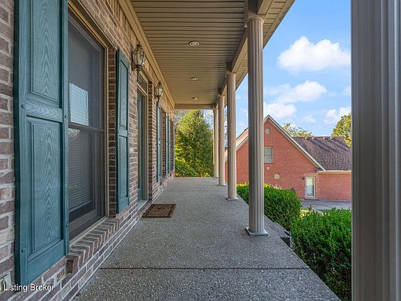 2nd image of 4500 Epinay Ct