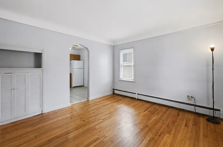 2 bed, 700 sqft, $1,450 — Photo 2