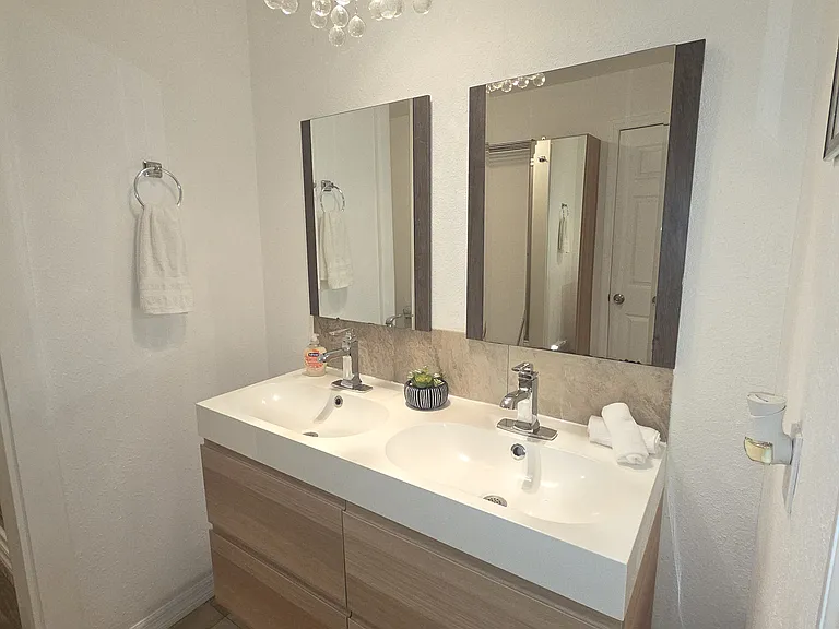 1014 W Beacon Rd #3 — Photo 19