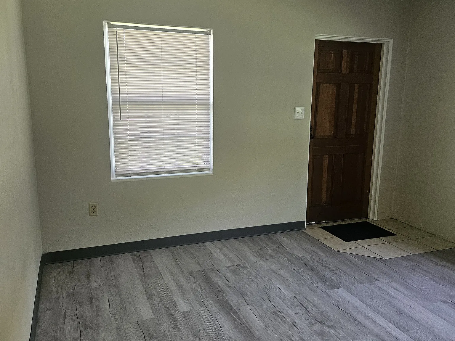1 bed, 600 sqft, $1,100 — Photo 2
