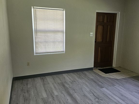 2nd image of 756 E 9th Ave