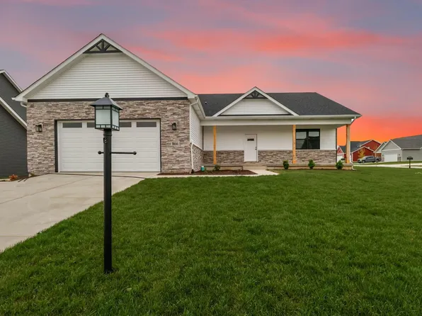 866 Village Glenn Dr, Lowell, IN 46356