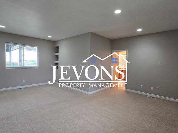 5th image of 6601 Cherry Ridge Ct