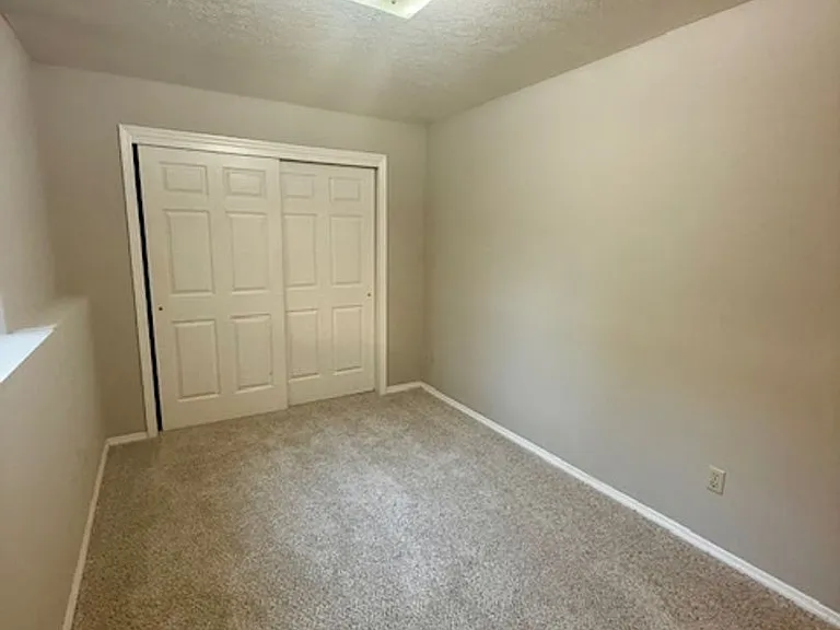 3504 Golden Valley Dr — Photo 5