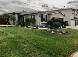 1824 Dunbar Way, Dinuba, CA 93618