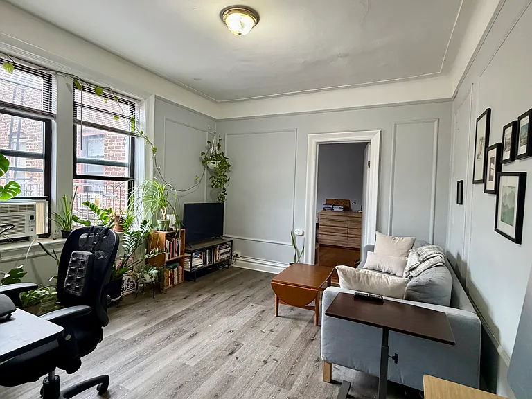 117 Corbin Ave #404 — Photo 1